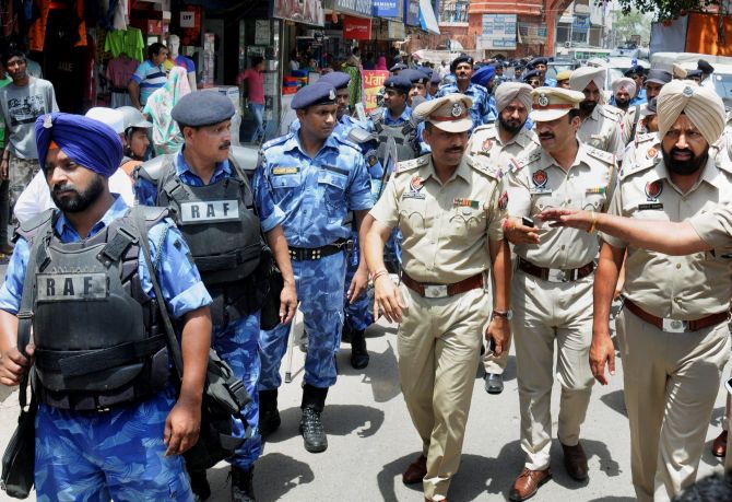 tightsecurityinpunjabon32ndanniversaryofoperationbluestar